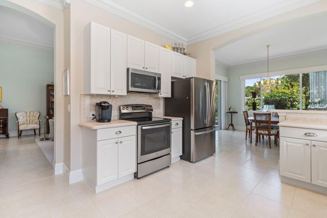 9139 Bay Harbour Circle, West Palm Beach, FL 33411