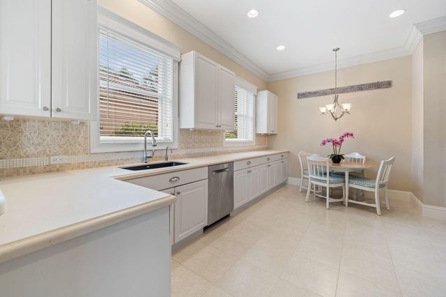 9139 Bay Harbour Circle, West Palm Beach, FL 33411