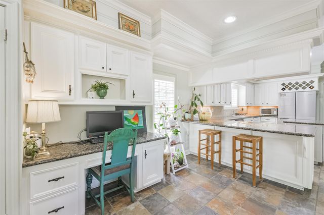 2806 Eagle Creek Drive, Houston, TX 77345