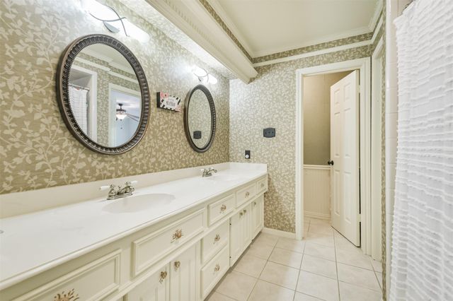2806 Eagle Creek Drive, Houston, TX 77345