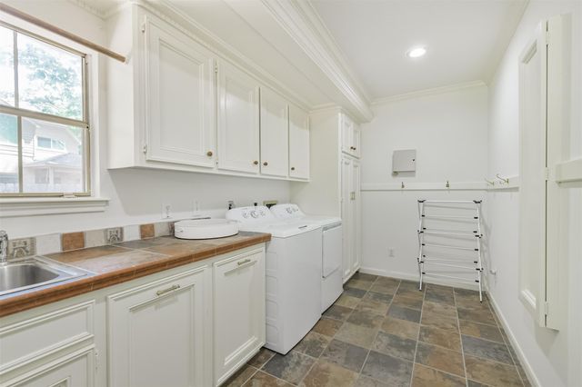 2806 Eagle Creek Drive, Houston, TX 77345