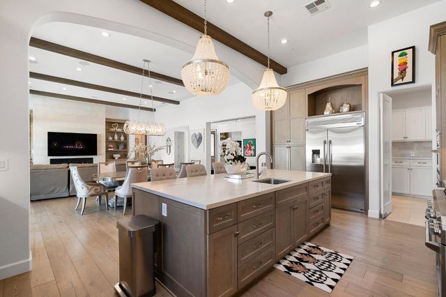 1483 Centennial Dr, Lodi, CA 95242