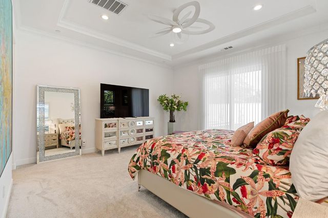 1483 Centennial Dr, Lodi, CA 95242