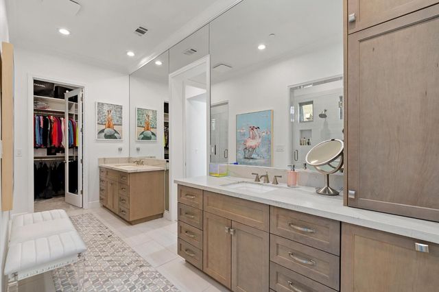 1483 Centennial Dr, Lodi, CA 95242