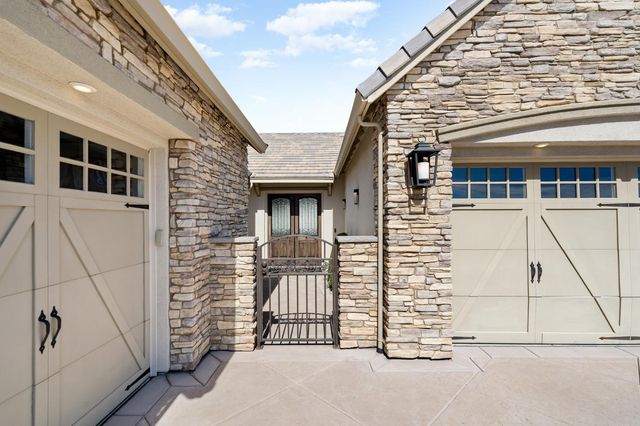 1483 Centennial Dr, Lodi, CA 95242