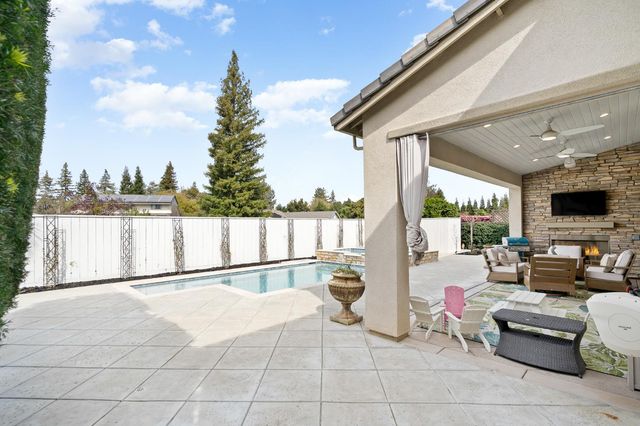 1483 Centennial Dr, Lodi, CA 95242