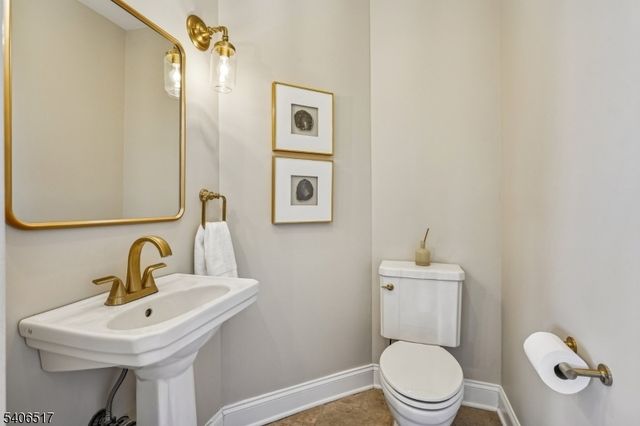 61 TULIP STREET, Summit City, NJ 07901