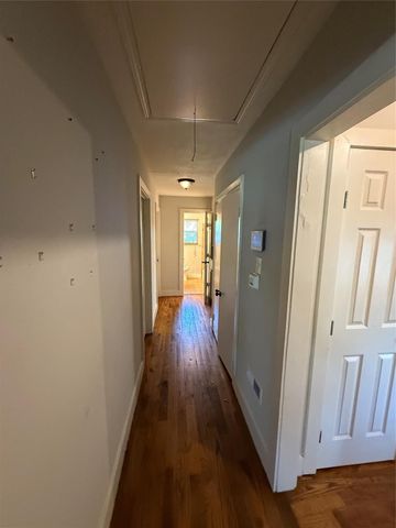 10317 Kelburn Drive, Houston, TX 77016