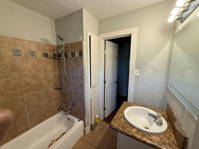 10317 Kelburn Drive, Houston, TX 77016