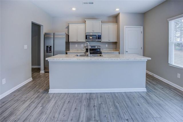 2502 Fraggle Roc, Conyers, GA 30012