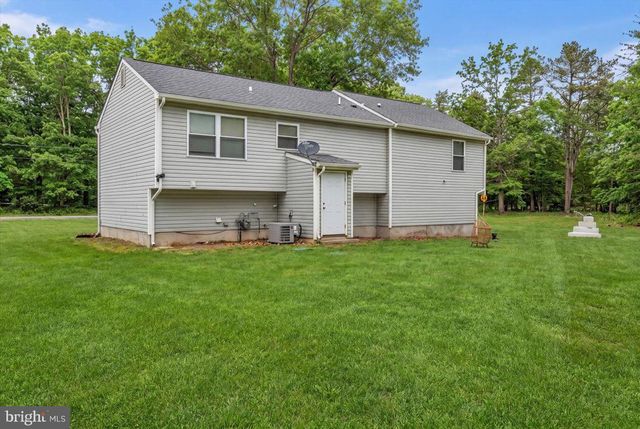 318 TENTH ST, Newtonville, NJ 08346