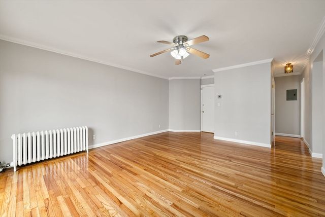26 Commonwealth Ter 19, Boston, MA 02135