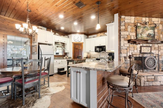 1642 County Road 234, Hico, TX 76457