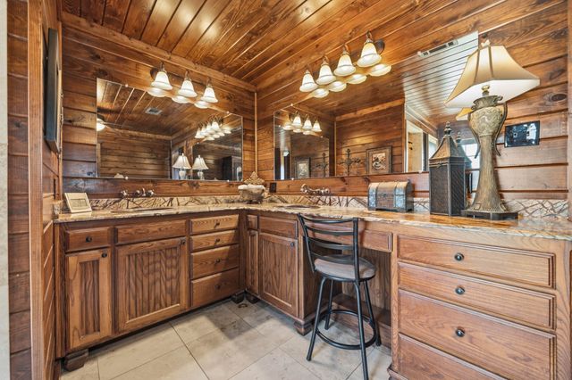 1642 County Road 234, Hico, TX 76457