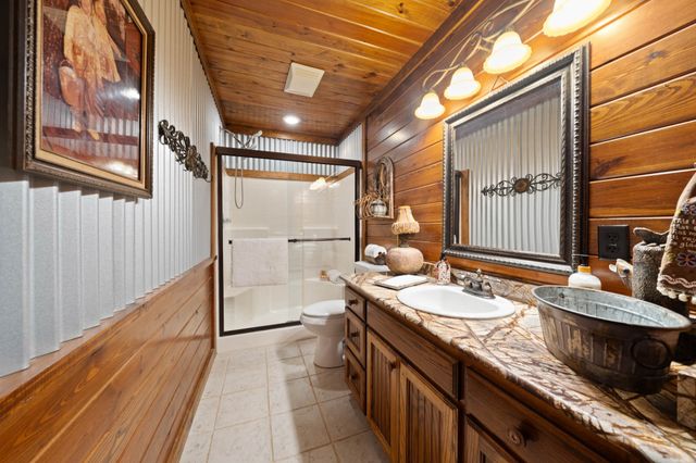 1642 County Road 234, Hico, TX 76457