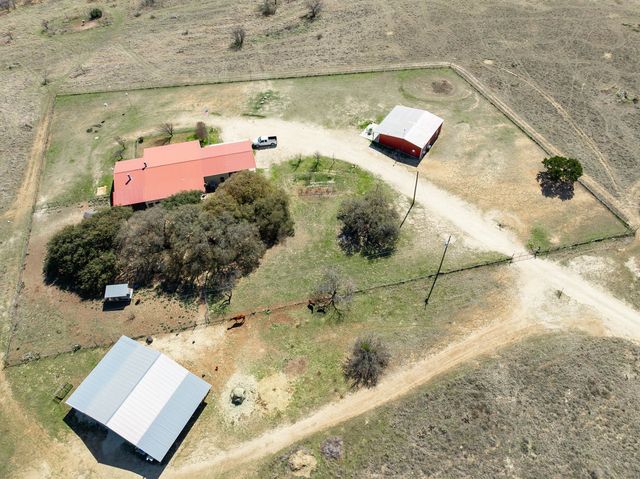 1642 County Road 234, Hico, TX 76457