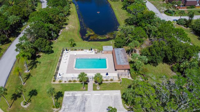 5888 SE Riverboat Drive 340, Stuart, FL 34997