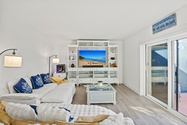 5888 SE Riverboat Drive 340, Stuart, FL 34997