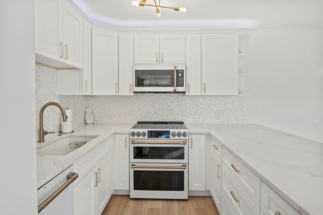 5888 SE Riverboat Drive 340, Stuart, FL 34997