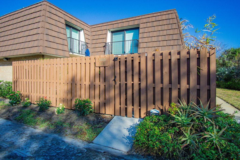 5888 SE Riverboat Drive 340, Stuart, FL 34997