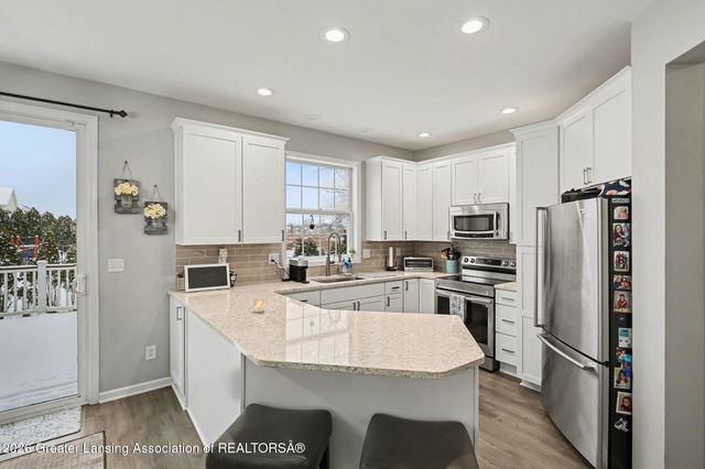 3817 Plover Place, East Lansing, MI 48823