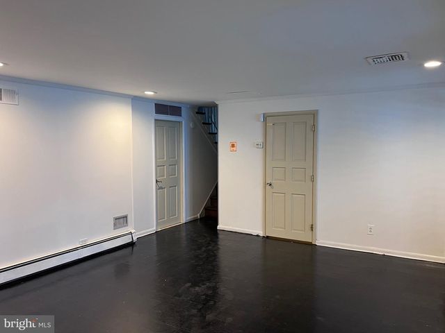 1868 PINE RD, Huntingdon Valley, PA 19006