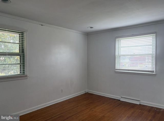 1868 PINE RD, Huntingdon Valley, PA 19006