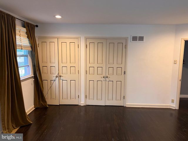 1868 PINE RD, Huntingdon Valley, PA 19006