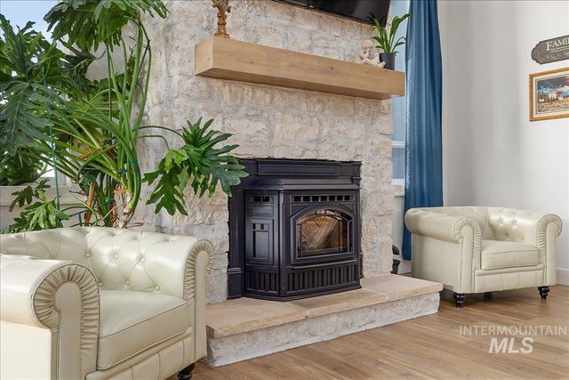 24301 Wanda Way, Middleton, ID 83644