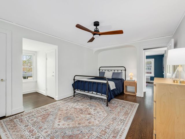 1001 S Brainard Avenue, La Grange, IL 60525