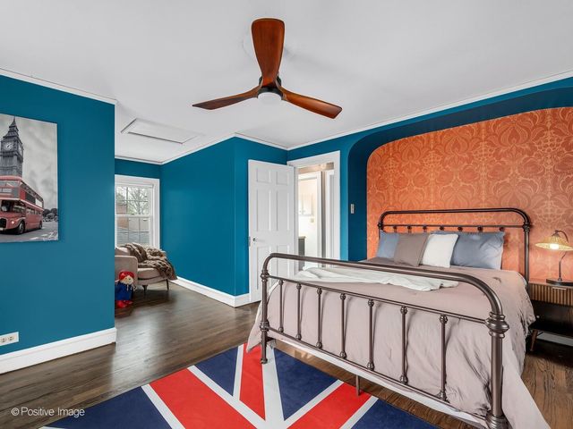 1001 S Brainard Avenue, La Grange, IL 60525