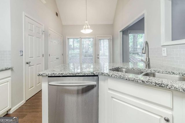 5335 Lexington View Place, Sugar Hill, GA 30518