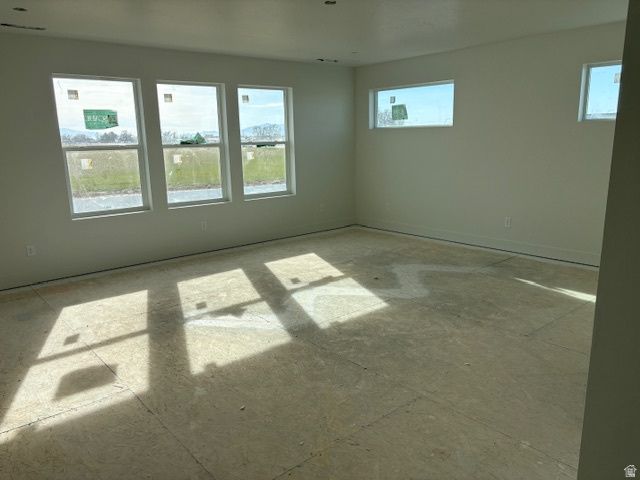 1331 N 1850 W, Clinton, UT 84015