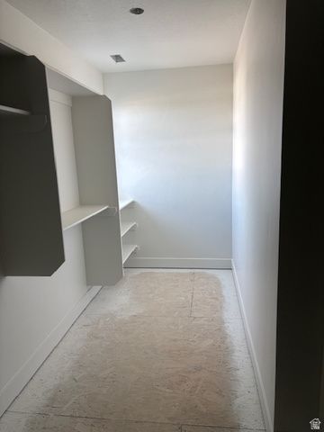 1331 N 1850 W, Clinton, UT 84015