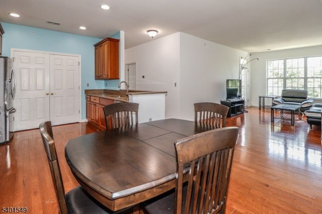 439 Sophee Ln, Lakewood Twp., NJ 08701