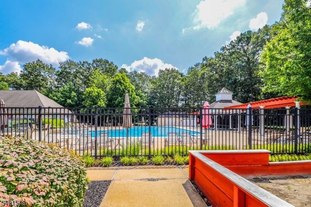 439 Sophee Ln, Lakewood Twp., NJ 08701