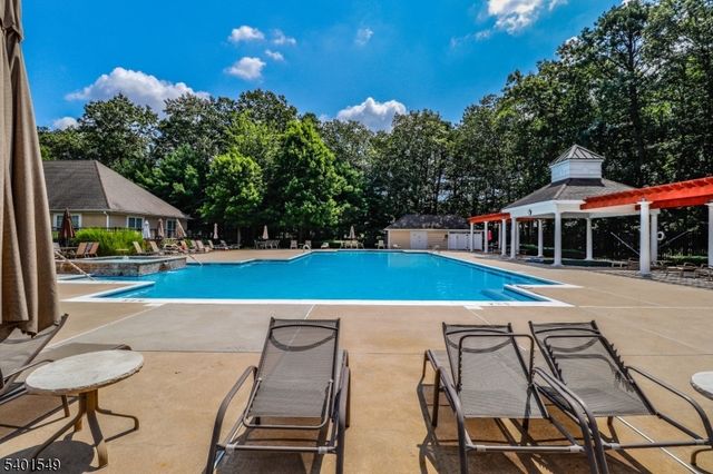 439 Sophee Ln, Lakewood Twp., NJ 08701