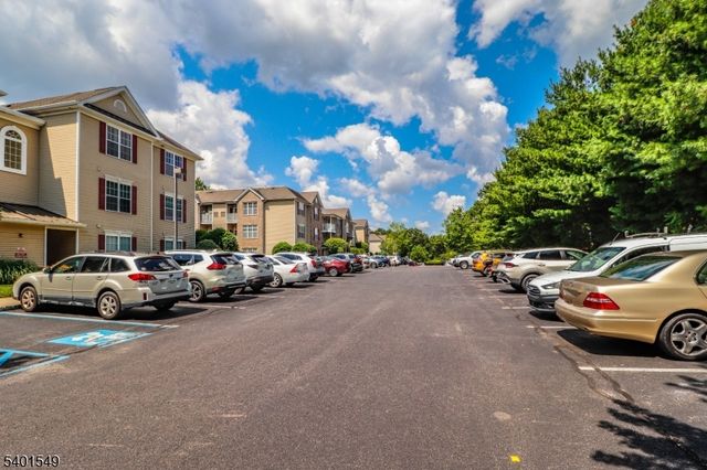 439 Sophee Ln, Lakewood Twp., NJ 08701