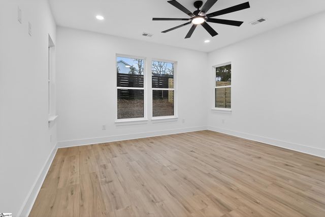 17 Beck Avenue, Greenville, SC 29605