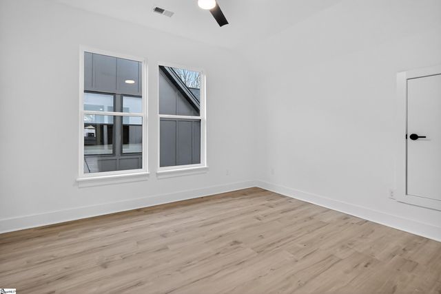 17 Beck Avenue, Greenville, SC 29605