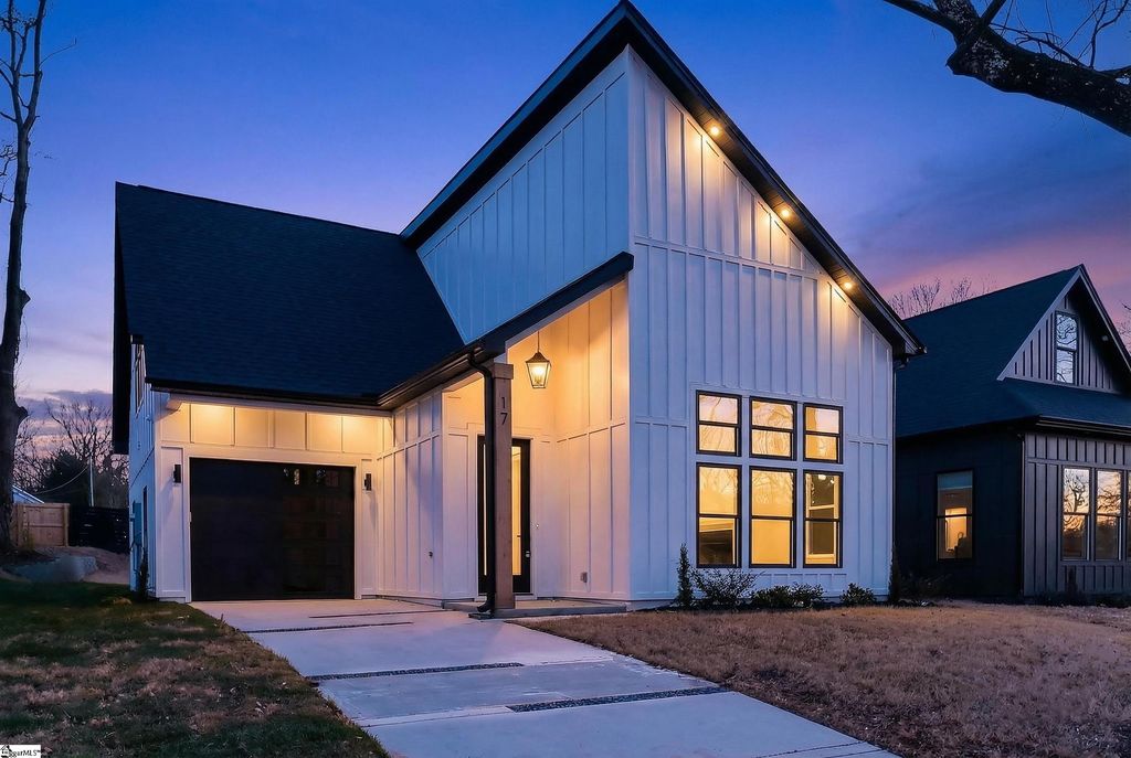 17 Beck Avenue, Greenville, SC 29605