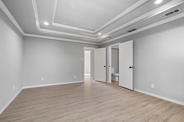 2132 Arbor Creek Drive, Carrollton, TX 75010
