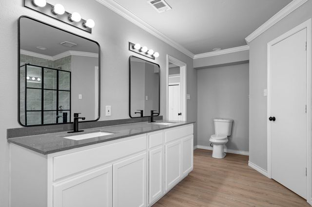 2132 Arbor Creek Drive, Carrollton, TX 75010