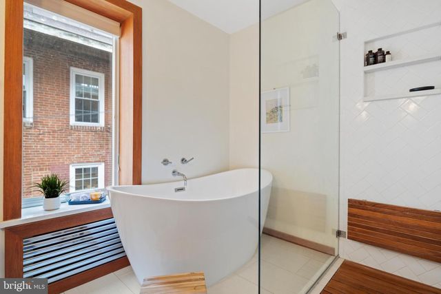 143 FITZWATER ST, Philadelphia, PA 19147