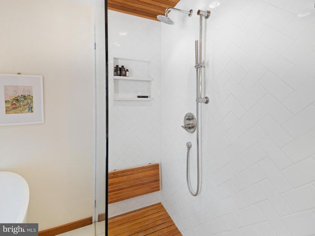 143 FITZWATER ST, Philadelphia, PA 19147