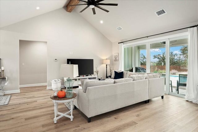 137 Tambra Lea LN, Liberty Hill, TX 78642