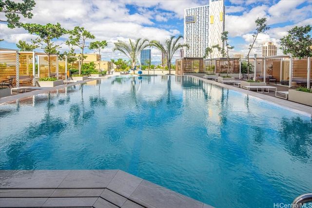 987 Queen Street 223, Honolulu, HI 96814