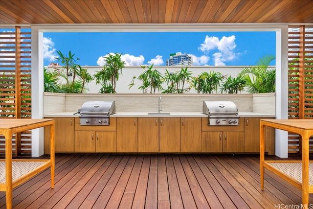 987 Queen Street 223, Honolulu, HI 96814