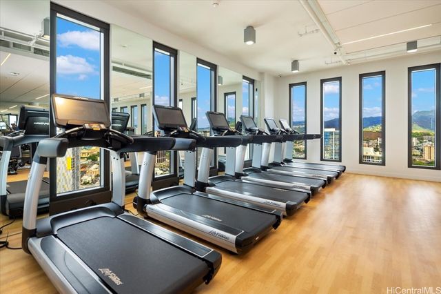 987 Queen Street 223, Honolulu, HI 96814