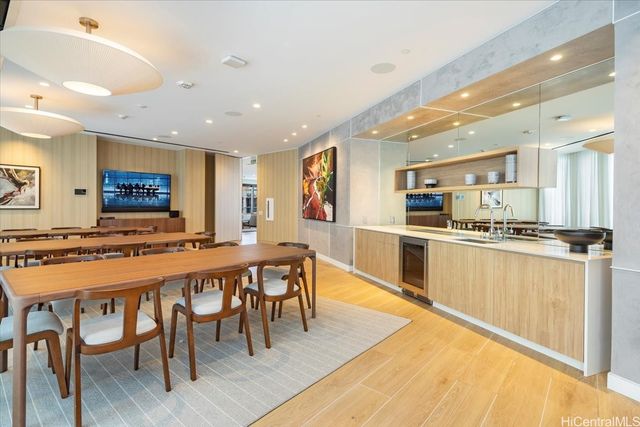 987 Queen Street 223, Honolulu, HI 96814